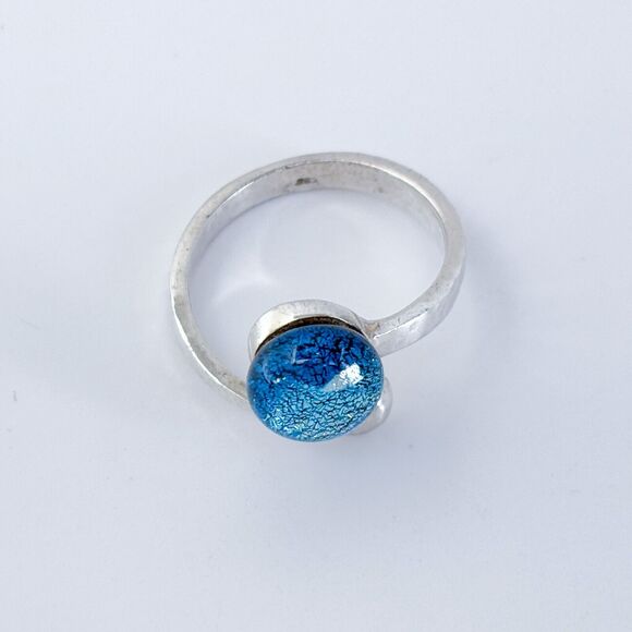 Vintage Sterling Silver 925 Blue Dichroic Glass Ring Size 8 - Picture 3 of 9